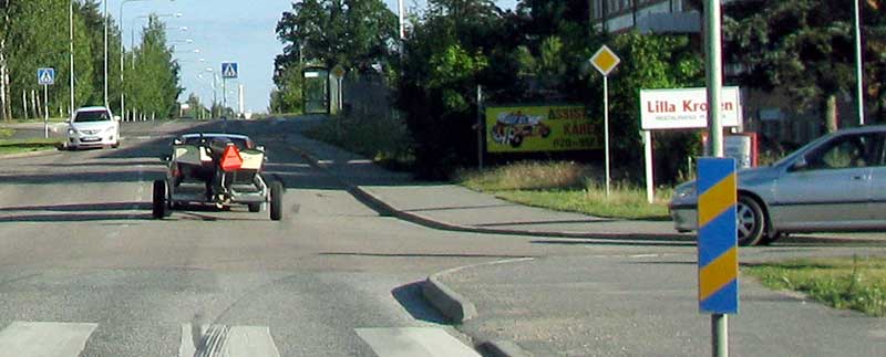 Priority road, example